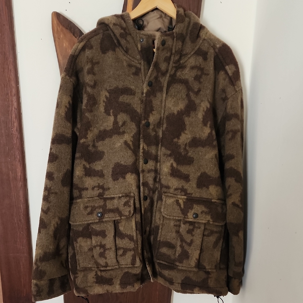 HFC Equipment  Woolblend jacket Size M new with tags